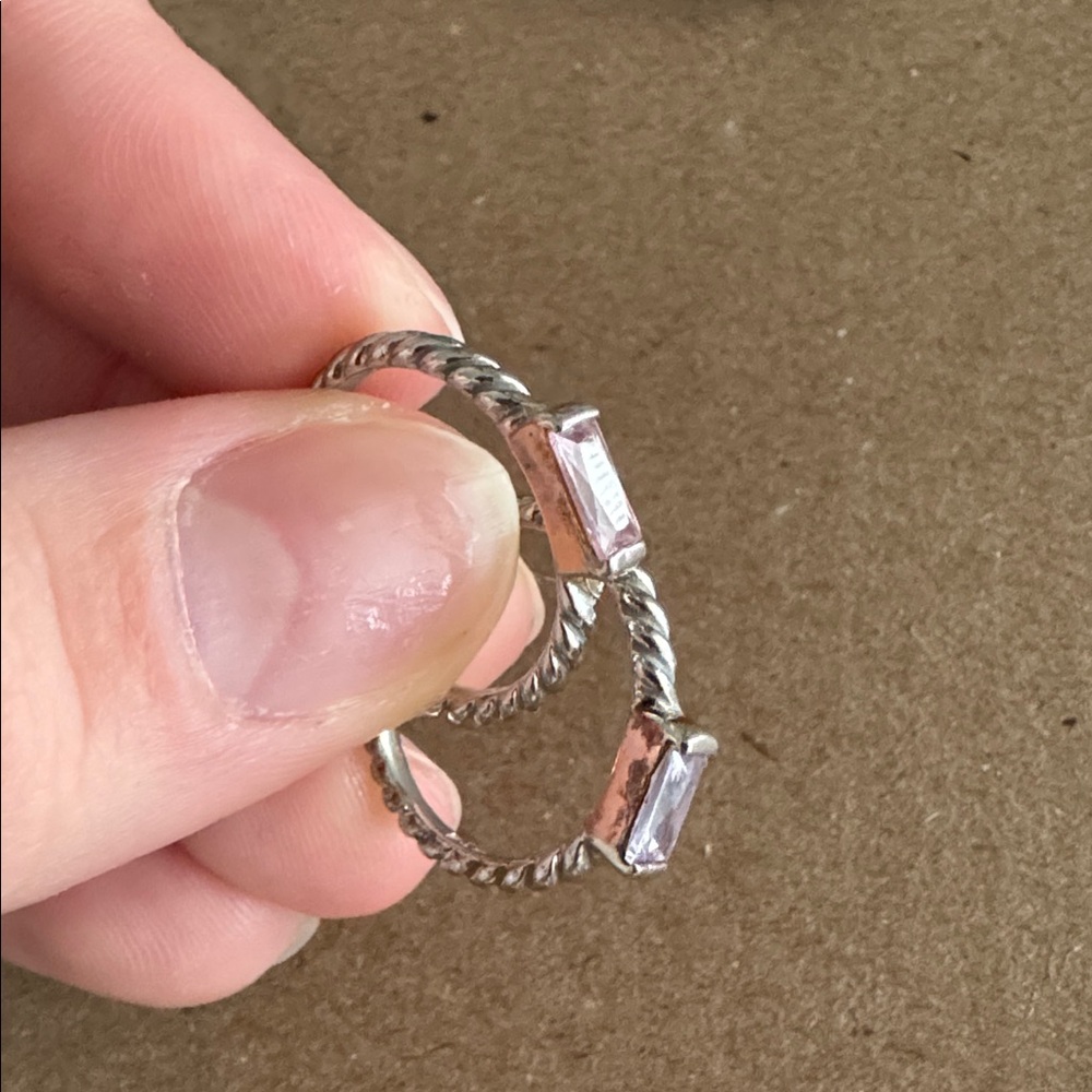 Elegant Silver Women's Jewelry Set - Picture 3 of 5